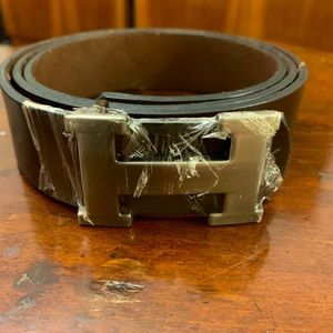 Luxury Belt- black leather - H Buckle / NEW